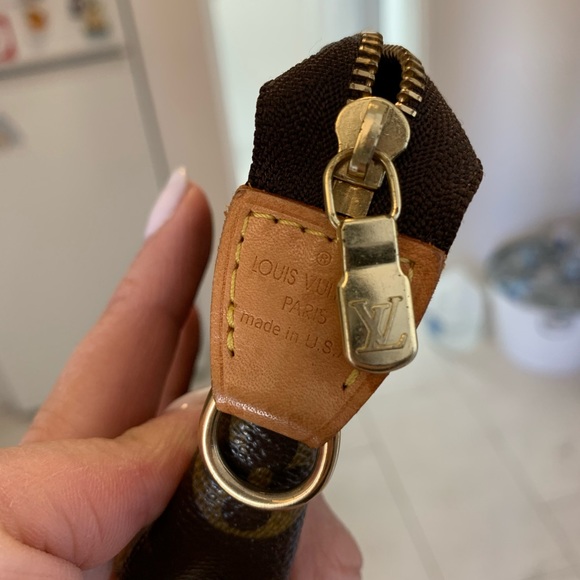 🔴SOLD🔴Louis Vuitton mini pochette✨ - Picture 5 of 8
